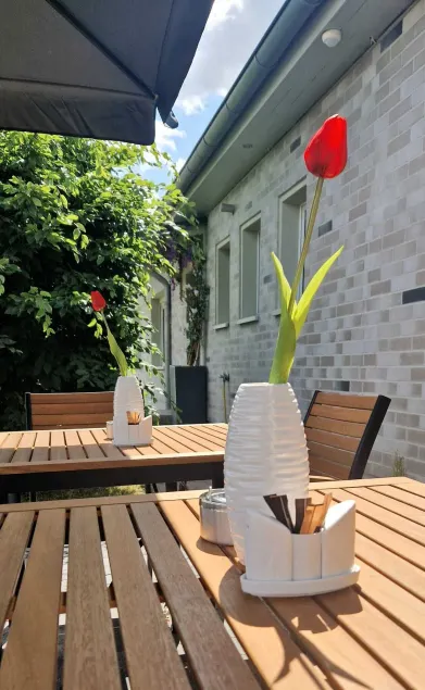 Hotel Rhin Inn - Image 1