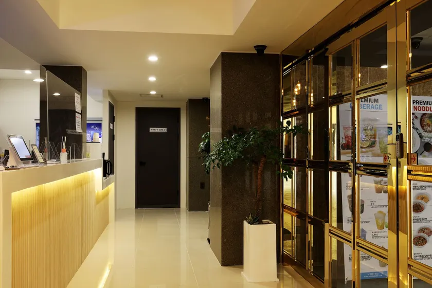 Hotel166 - Image 1
