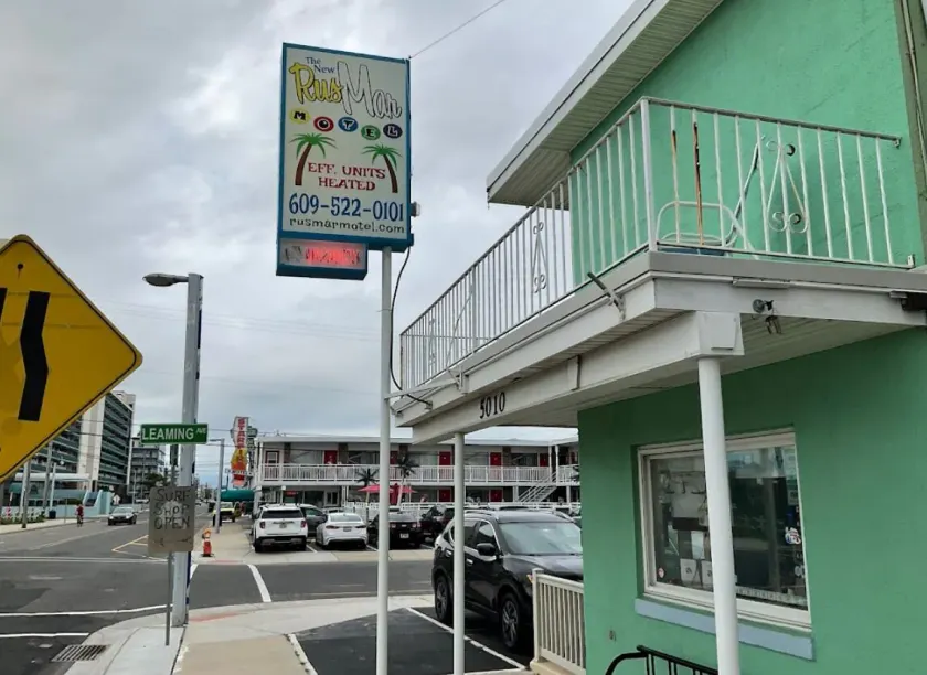 RusMar Motel - Image 1