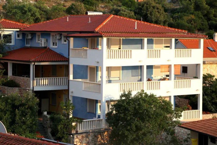 Oaza Apartmani Primosten - Image 1
