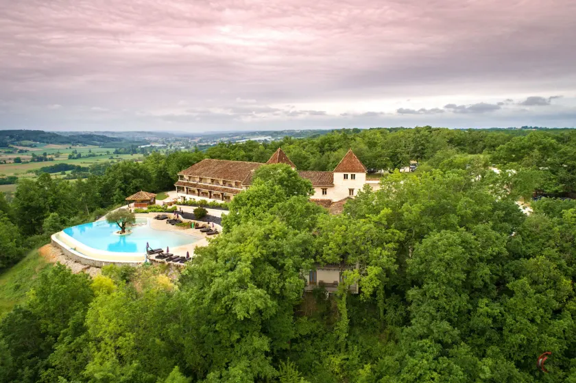 Le Belvédère Hotel et Bien être - Image 1