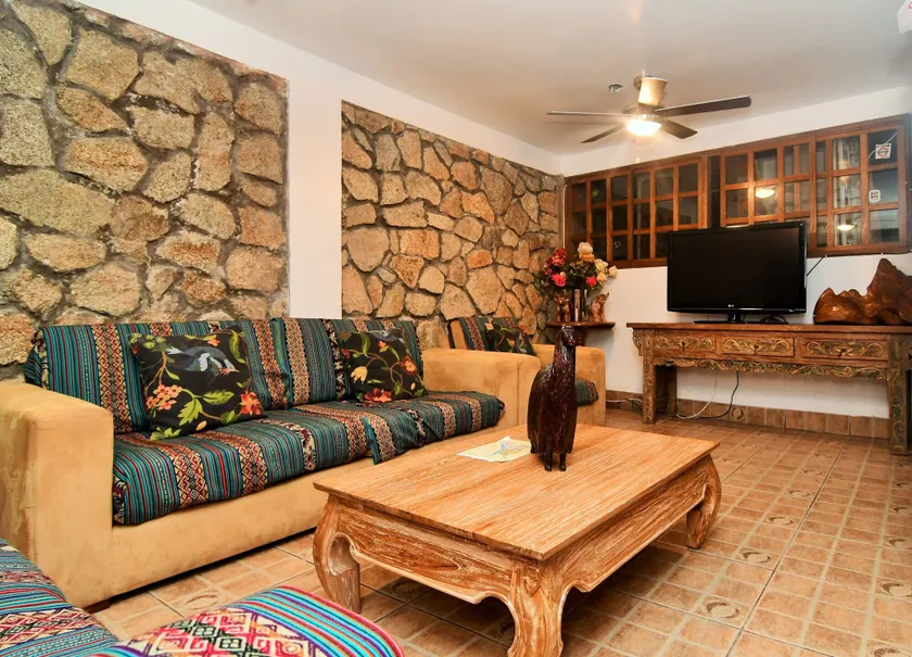 Gringo Bill's Boutique Hotel - Reception