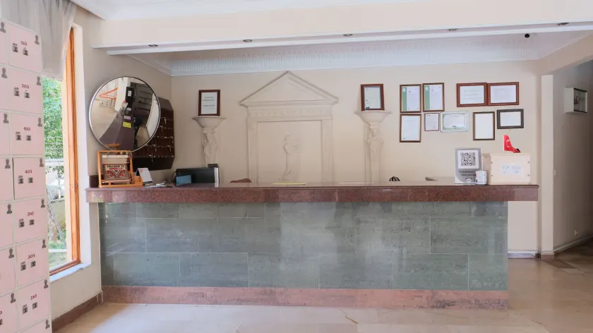 İSABELLA APART OTEL - Interior entrance