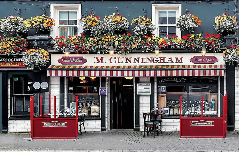 The Rooms at Cunningham's - adults Only - Image 1