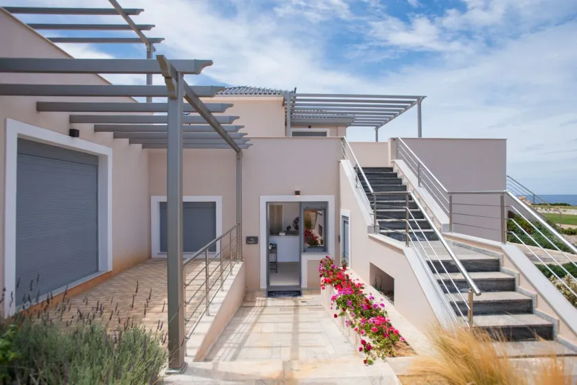 Mantis Seaside Houses - Image 1