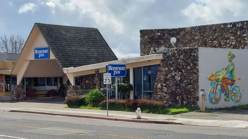 Rodeway Inn Alameda-Oakland - Image 1