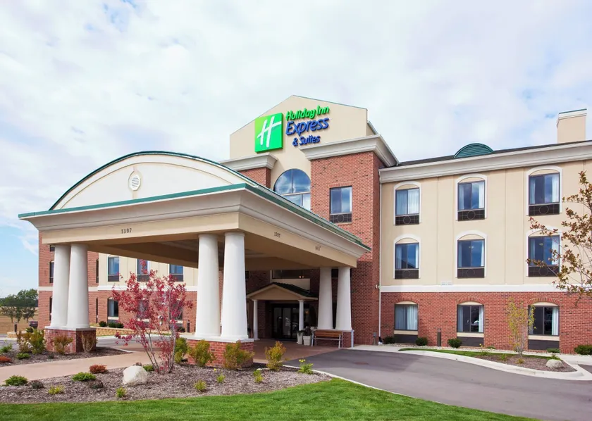 Holiday Inn Express Hotel & Suites Howell by IHG - Image 1