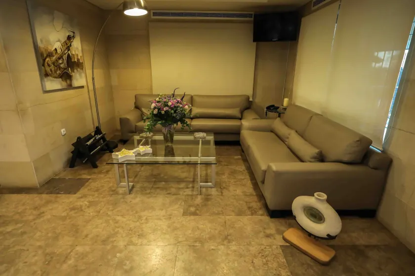 Sky Suites - Interior entrance