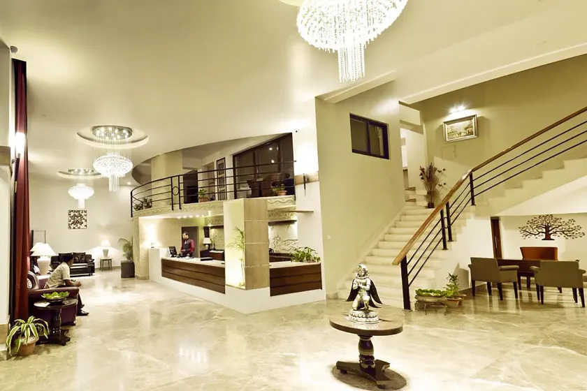 Club De Novo Hotel - Image 1