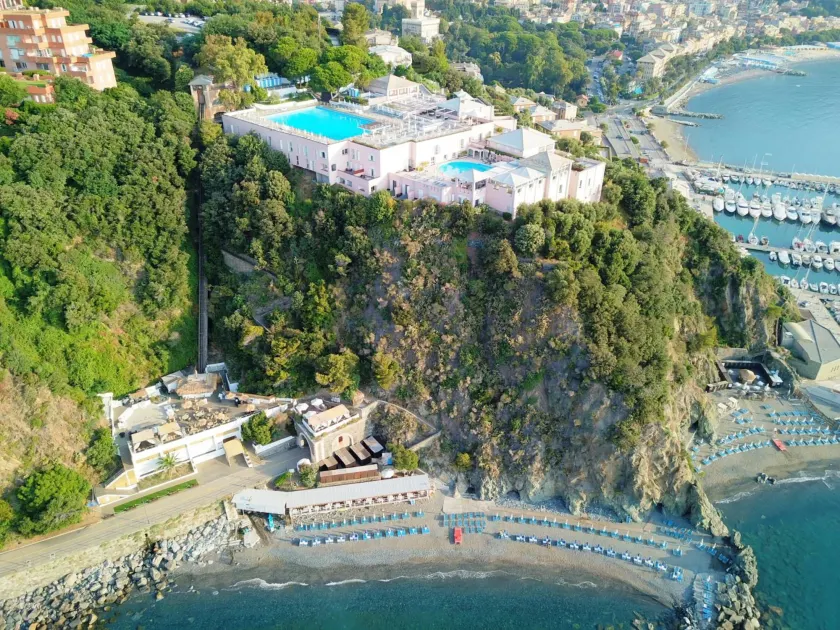 Hotel Punta San Martino - Image 1