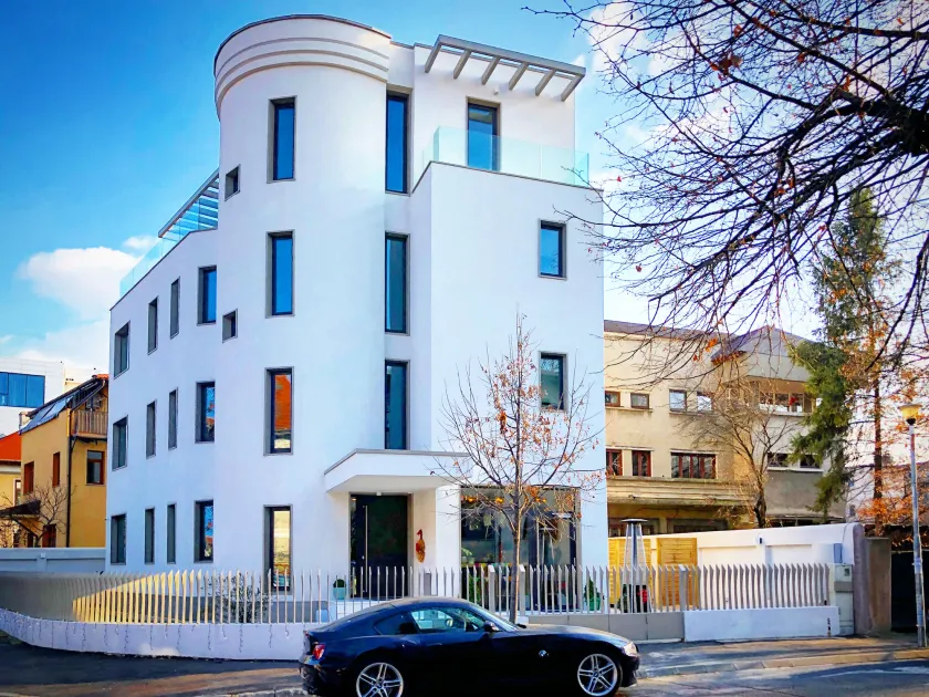 Pergola Boutique Hotel - Image 1