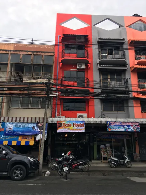 Doze Hostel - Image 1