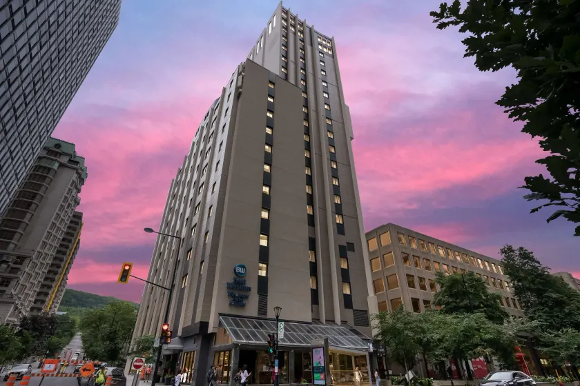 Best Western Ville-Marie Montreal Hotel & Suites - Image 1