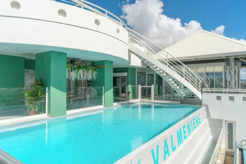 Karibea La Valmenière Hôtel - Image 1