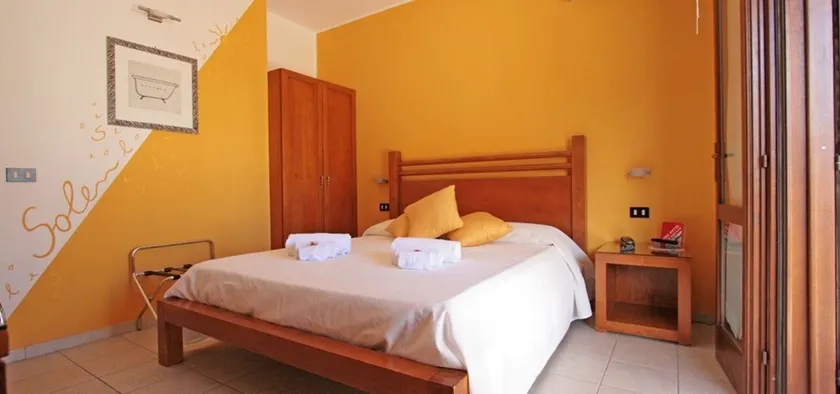 Hotel Iride by Marino Tourist - Image 1