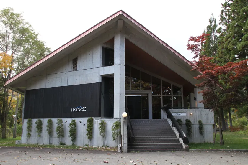 The Ridge Hotel & Apartments - Image 1