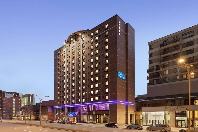 Travelodge by Wyndham Montreal Centre - Image 1