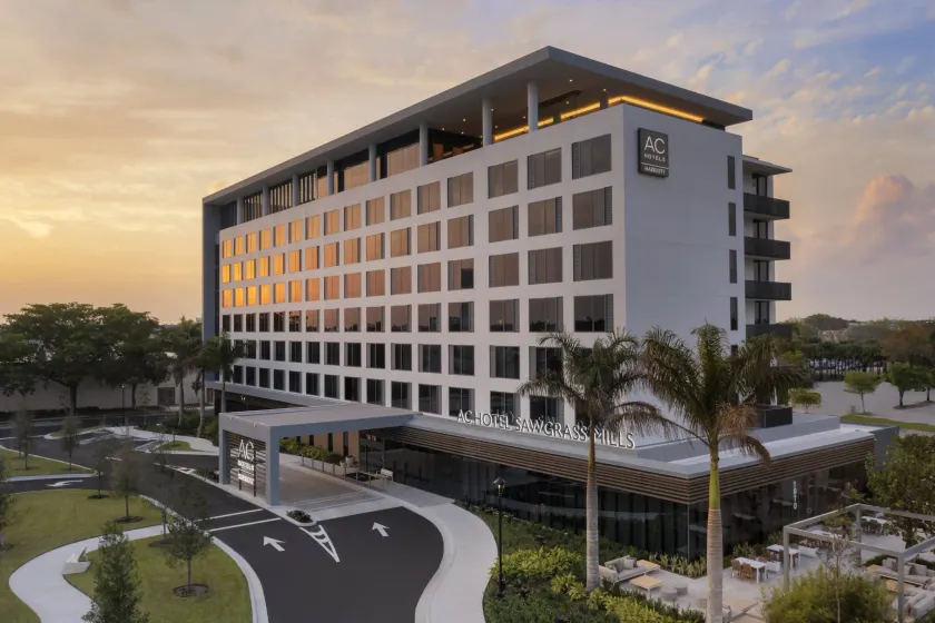 AC Hotel by Marriott Fort Lauderdale Sawgrass Mills Sunrise - Image 1