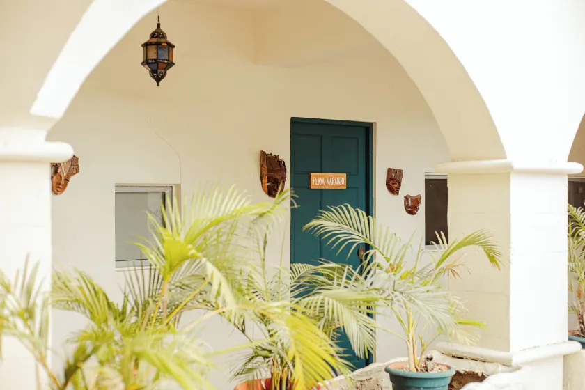 Zulu Surf Hotel - Image 1