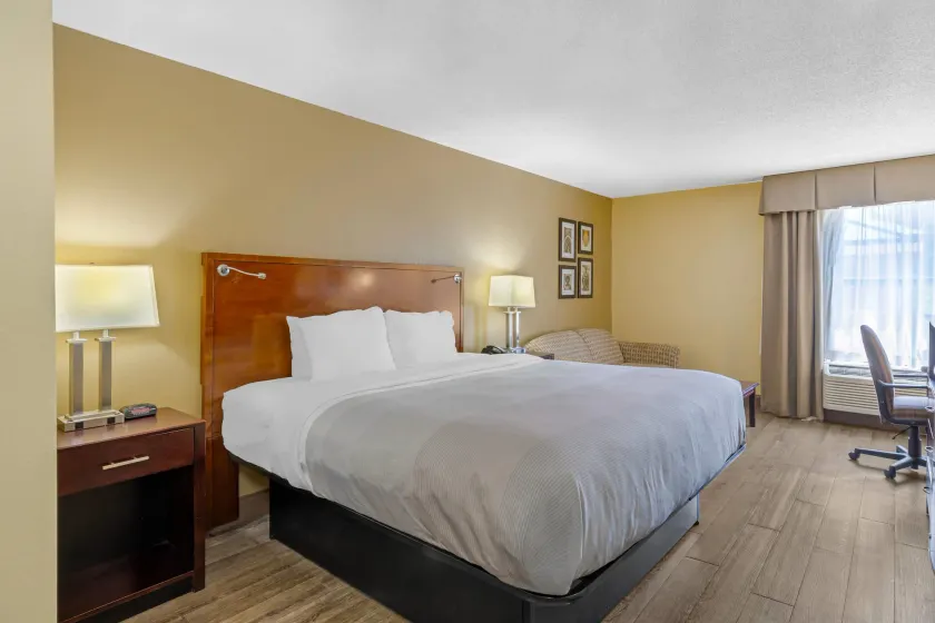 Quality Inn Fuquay Varina East - Image 1