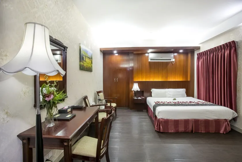 Hotel Highgarden - Image 1