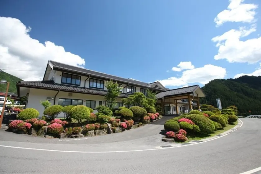 Nezame Hotel - Image 1