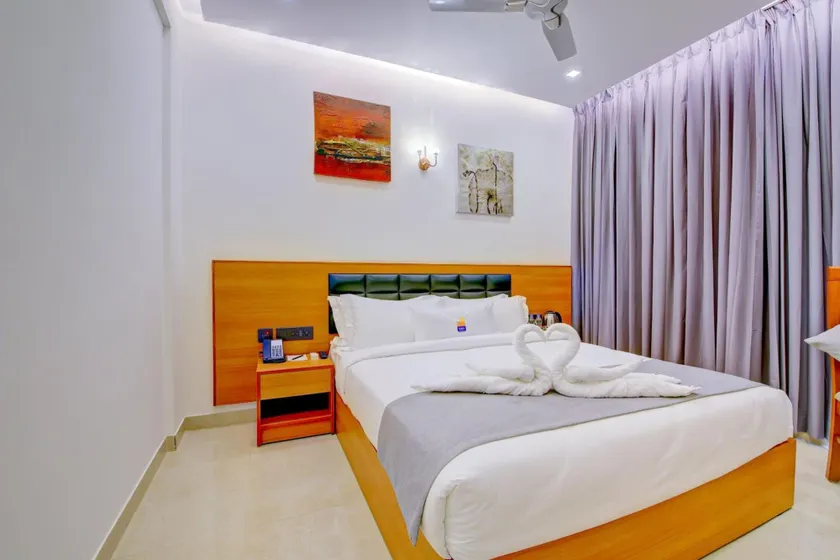 Dhruva Inn - Image 1