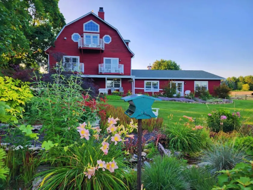 Chanticleer Guest House - Image 1