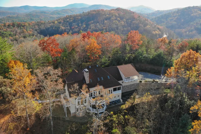 Blairsville Mansion w/ Hot Tub, Casino + Games! - Image 1
