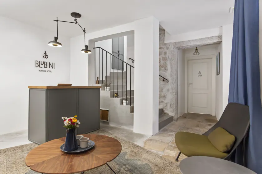 Blubini Hotel - Image 1