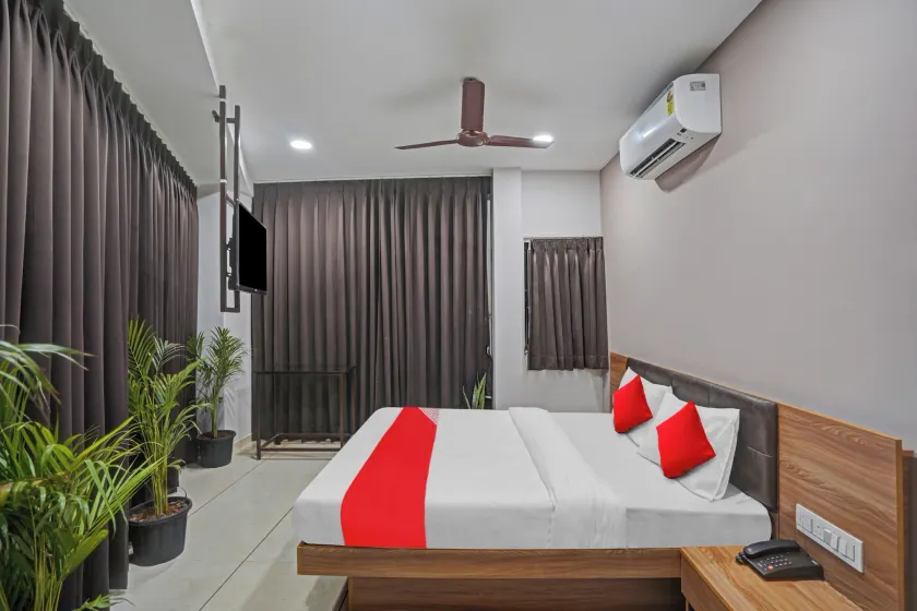 Hotel Sukoon, Best Luxurious Hotel Rooms In Surat City Center - Image 1