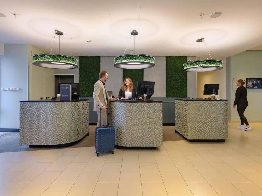Mercure Hotel Köln West - Image 1