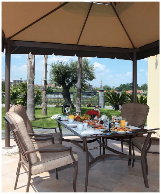 Hotel Visagi - Image 1