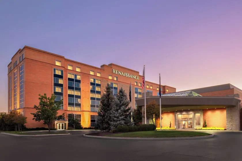 Renaissance Indianapolis North Hotel - Image 1