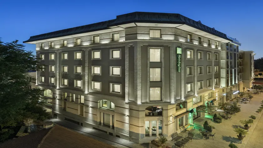 Senator Hotel Istanbul - Image 1