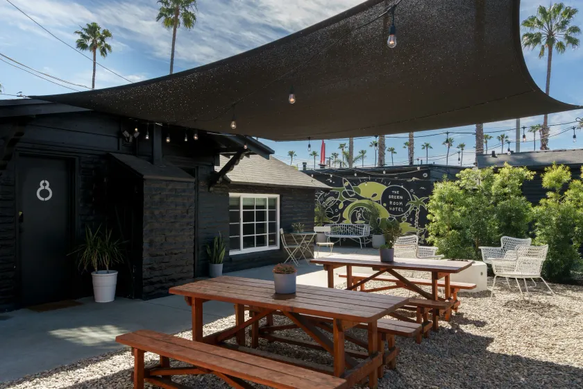 The Green Room Hotel - Image 1
