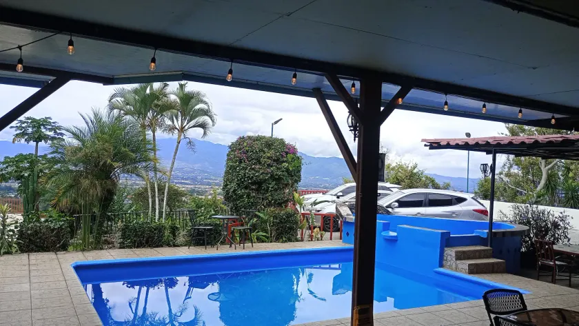 Loma Tranquila - Image 1
