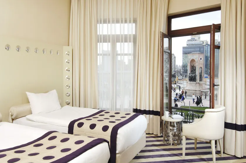 Taxim Hill Hotel - Image 1