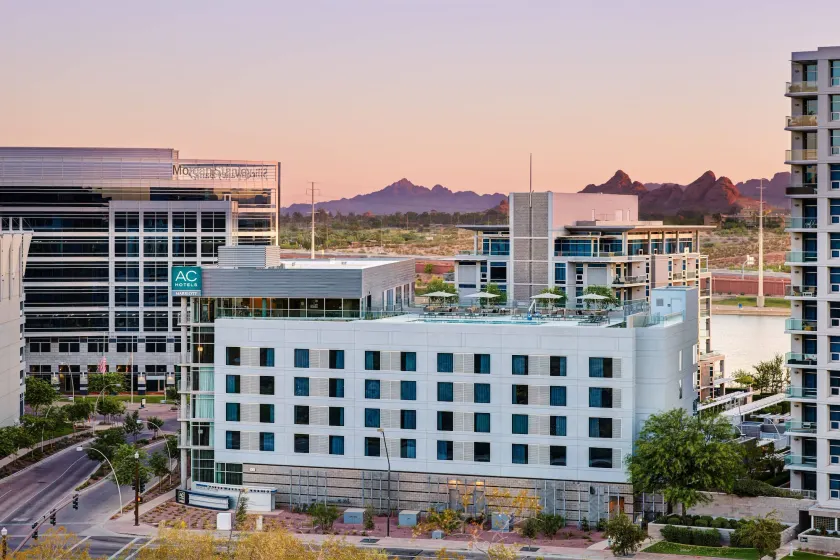 AC Hotel by Marriott Phoenix Tempe/Downtown - Image 1