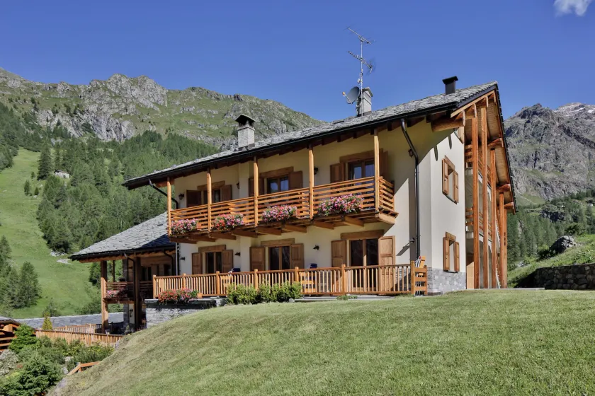 Ellex Eco Hotel - Image 1