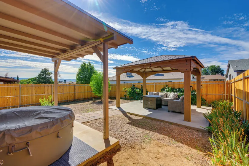 Hot Tub & Fire Pit: Prescott Valley Retreat! - Image 1