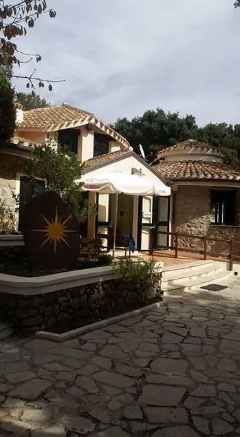 Hotel Bosco Selene - Image 1