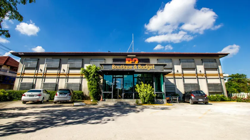 B2 Airport Boutique & Budget Hotel - Image 1
