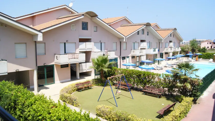 Polena Residence Hotel - Image 1