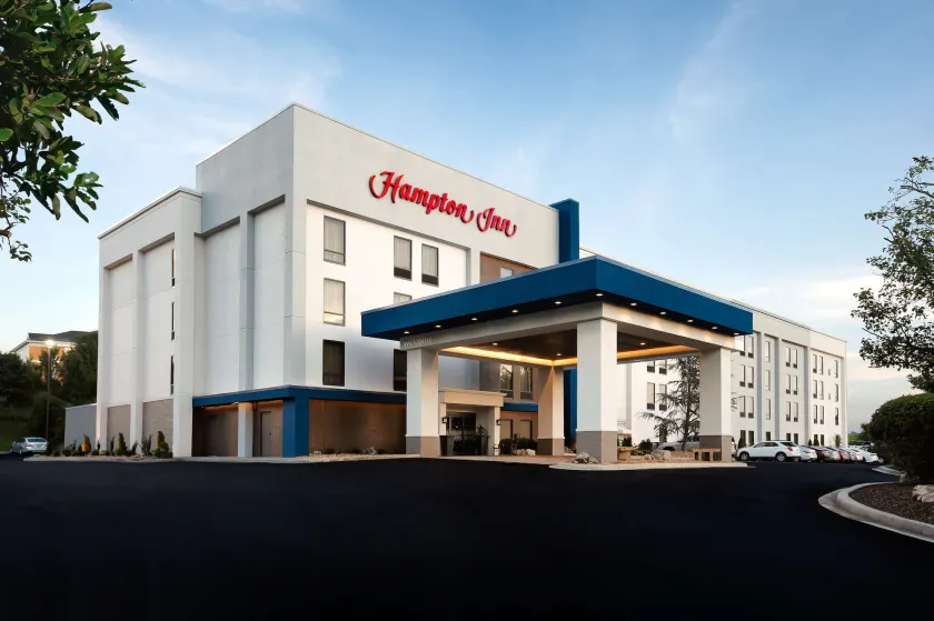 Hampton Inn Kingsport - Image 1