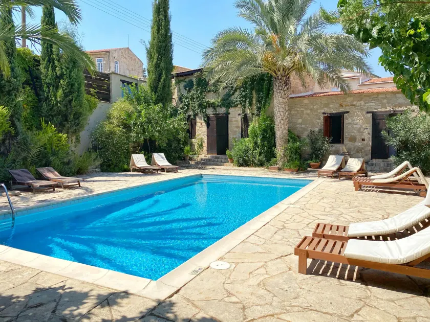 Porfyrios Country House - Image 1