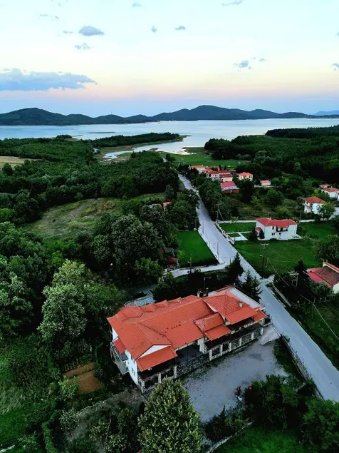 Hotel Odysseas - Image 1