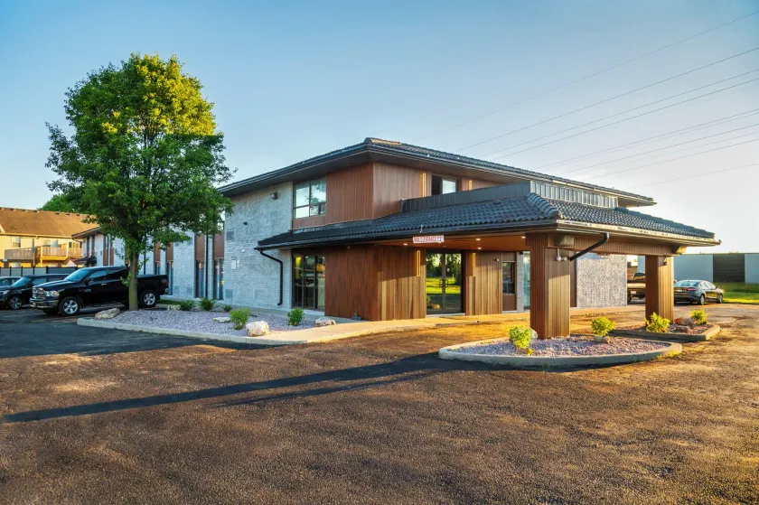 Quality Inn - Image 1