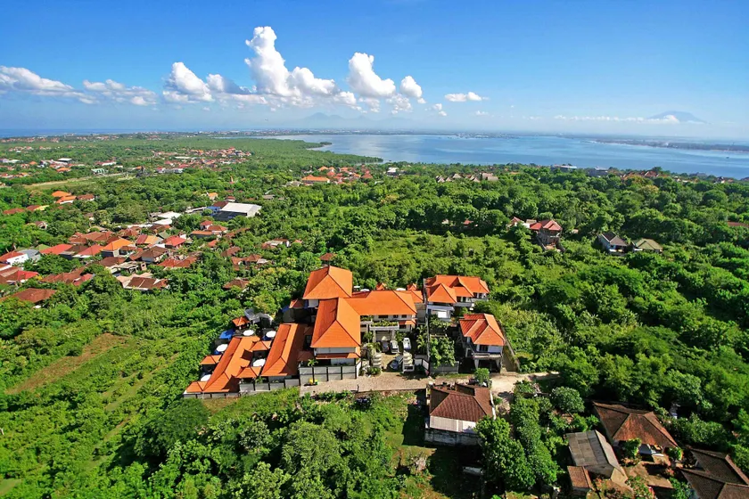 Jimbaran Cliffs Private Pool Hotel & Spa - Image 1