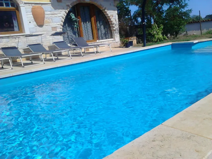 Family Rustic House With Private Pool - Image 1